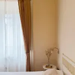 Bed & Breakfast Antica Dimora Caruso 4*