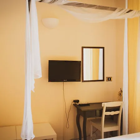 Antica Dimora Caruso 4*